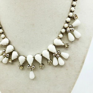 Vintage Kramer Milk Glass White & Silver Mid-Century Era Necklace